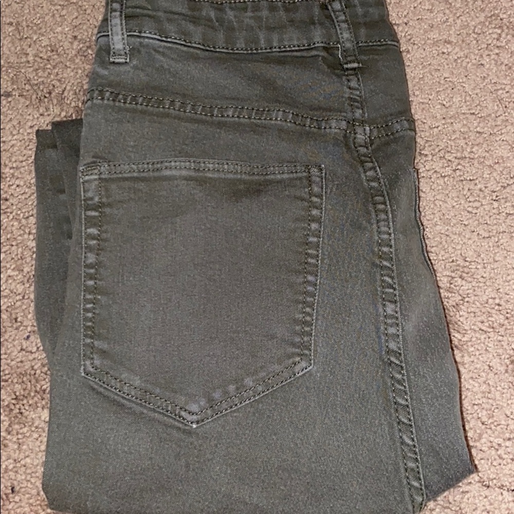 H & M - olive green jeans